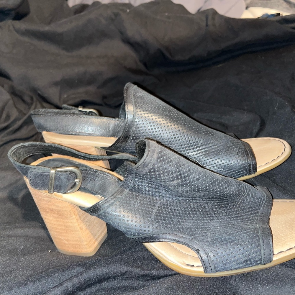 Black Leather Women's Sandals